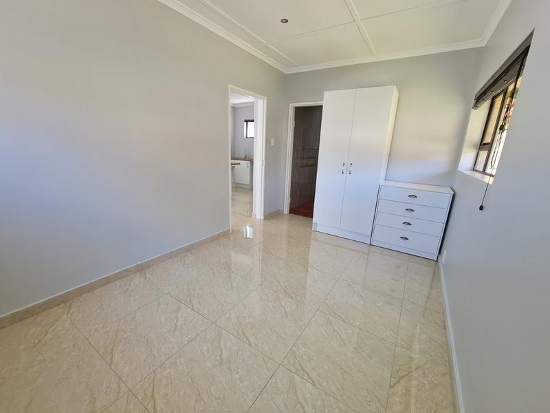 To Let 1 Bedroom Property for Rent in Vierlanden Western Cape